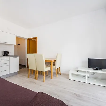 Apartmani Zelenika *