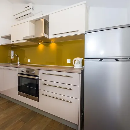 Apartmani Zelenika * 자다르